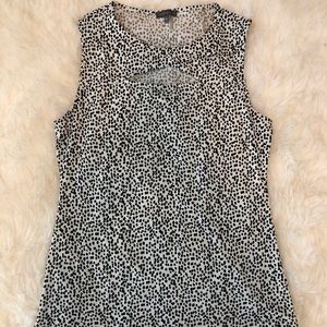 Great used condition top with open hole on chest